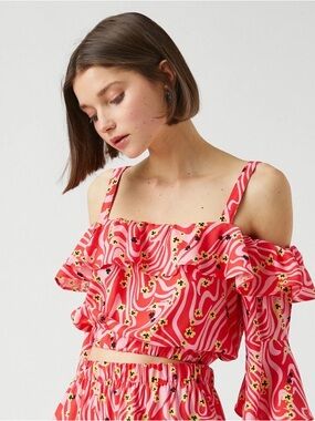 Olé by Koton Pink Floral Off-Shoulder Ruffle Crop Top